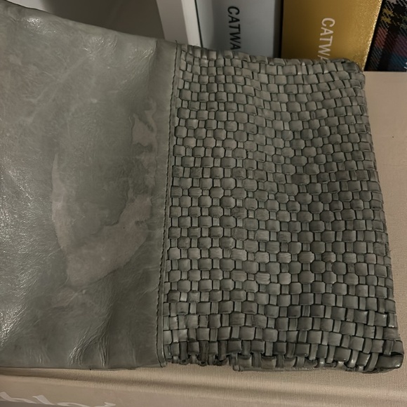 Woven Leather Wallet - Picture 8 of 9